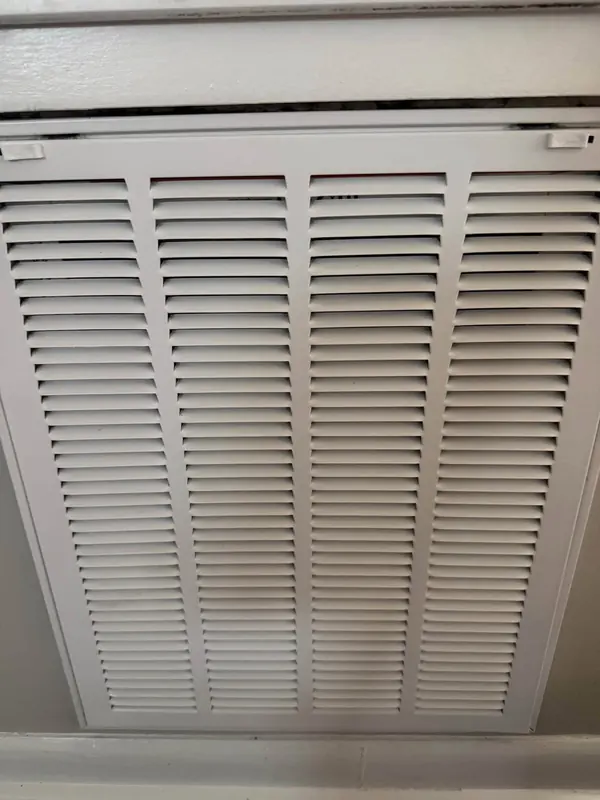 Air vent after Josie cleaned it